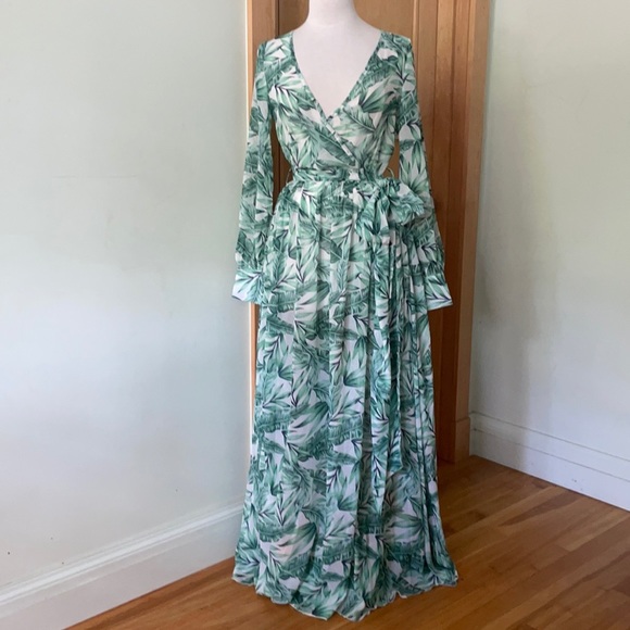 Petal Roz Green Tropical Print Chiffon Maxi Dress, Size S - Picture 1 of 16